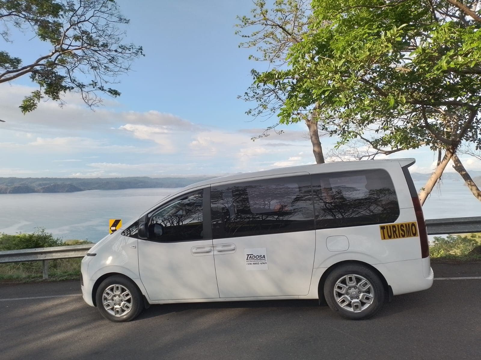 Shuttle service background
